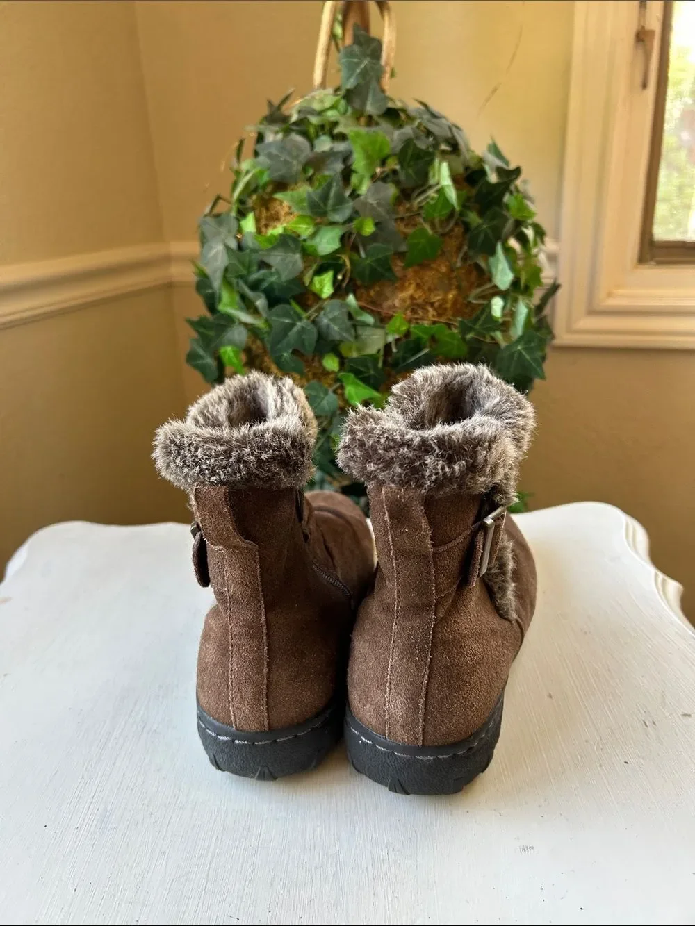 Khombu Brown Faux-Fur Trim Suede Winter Ankle Boots